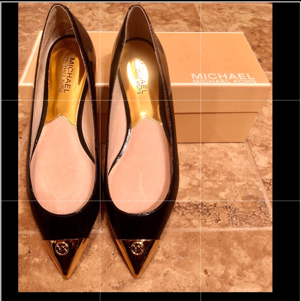 Women’s coach shoes - Flats